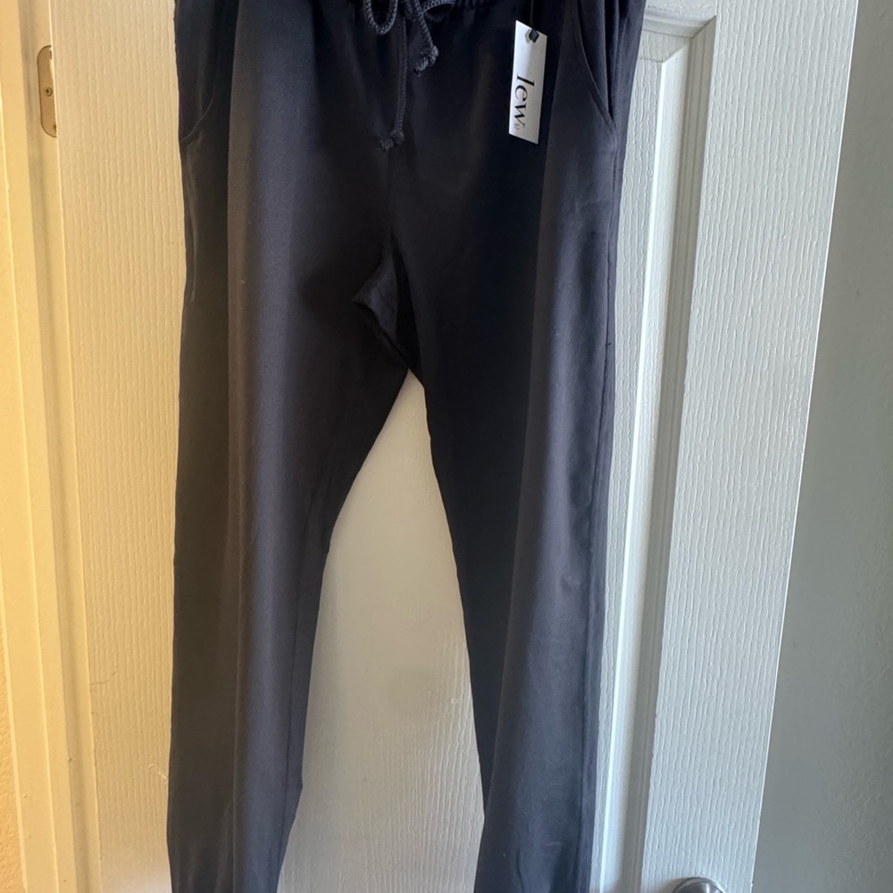 Black Jogger Pants for tall women